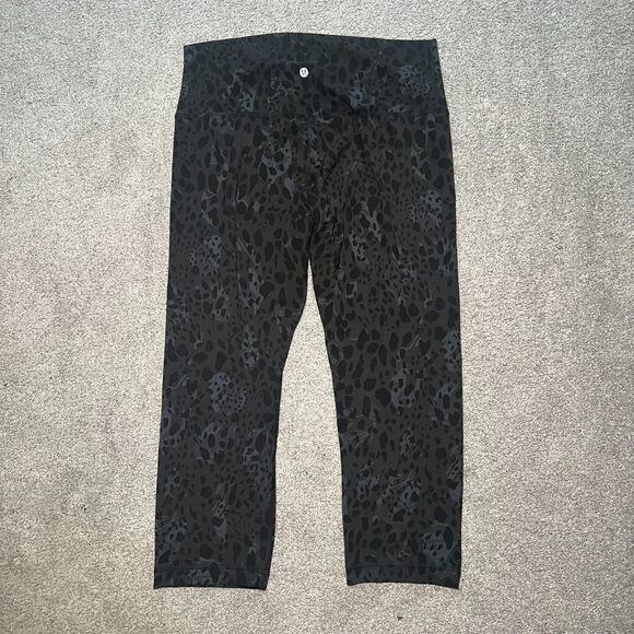 Lululemon Leggings Leopard Cheetah Women's Sz L (10) Black - Picture 1 of 5